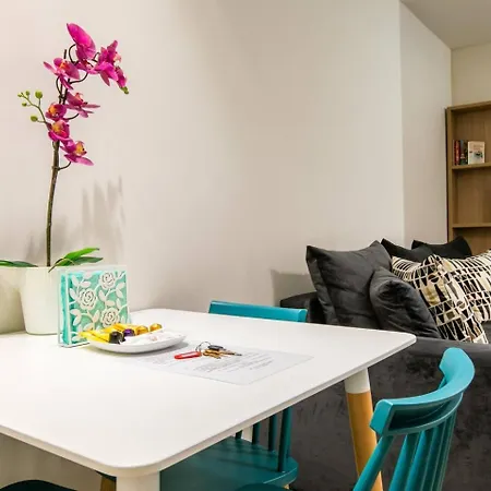 Toni's Syntagma, 1 Min From Metro Station * Athens