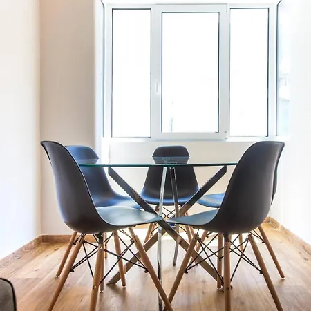 Toni's Charming 2bd, Close Thisseo Metro Athens