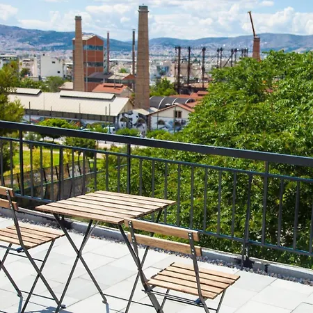 Toni's Charming 2bd, Close Thisseo Metro Athens