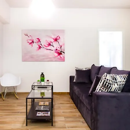 Apartment Toni's 2bd With Terrace Next To Stadium Athens