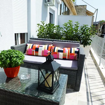 Central Athens Studios Apartment *