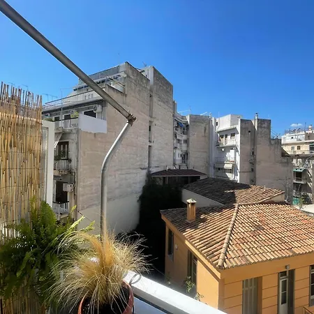 Sunny Apartment Athens