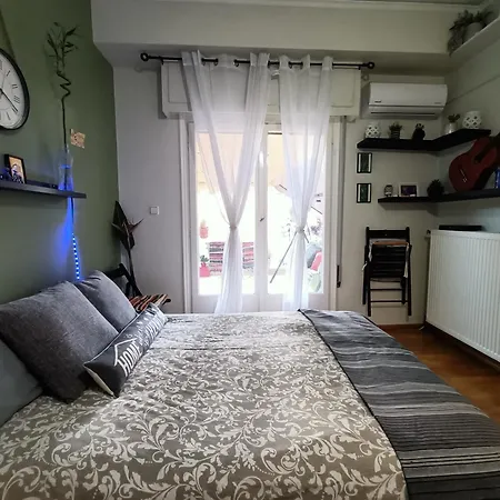 Sunny Apartment Athens