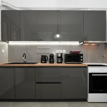 Apartment Contemporary Chic In The Heart Of Athens