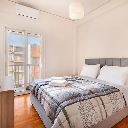 Apartment Budget In Next To Metro Station By Atheniankeys