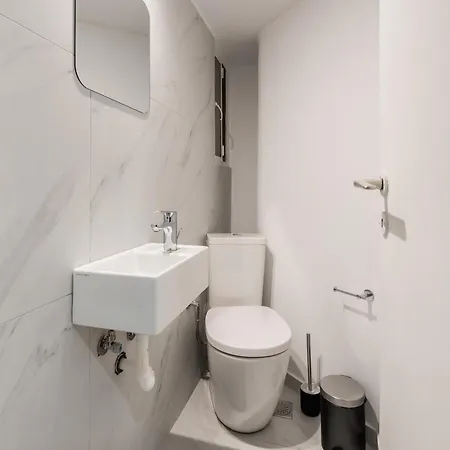 Yestayhomes Three Bedroom Sina