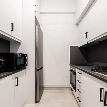 Apartment Yestayhomes Three Bedroom Sina