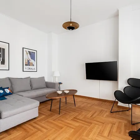 Apartment Yestayhomes Three Bedroom Sina