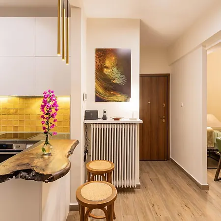 Artsy Spacious Cozy In Glyfada Center Apartment