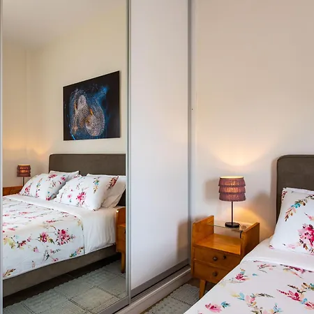 Artsy Spacious Cozy In Glyfada Center Athens