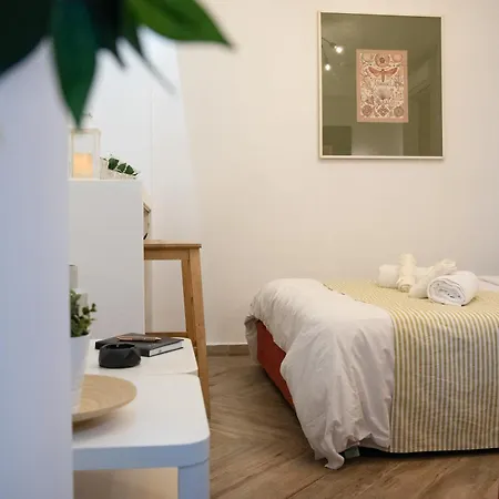 Cozy Apartment-steps From The Centre Apartment Athens