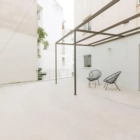 Spacious Featuring A Private Terrace Apartment Athens