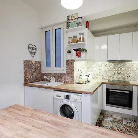 Kolonaki Flat B - Greecing *