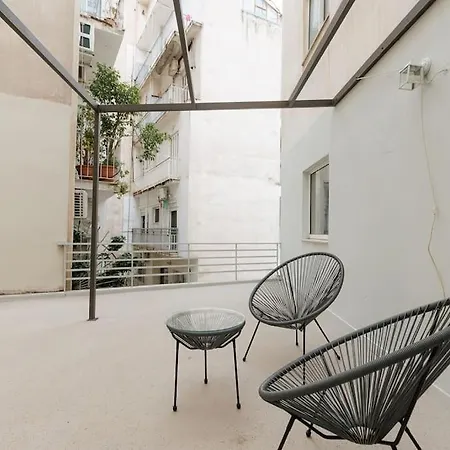 Spacious Featuring A Private Terrace Apartment
