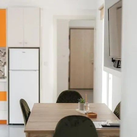 Spacious Featuring A Private Terrace Apartment *