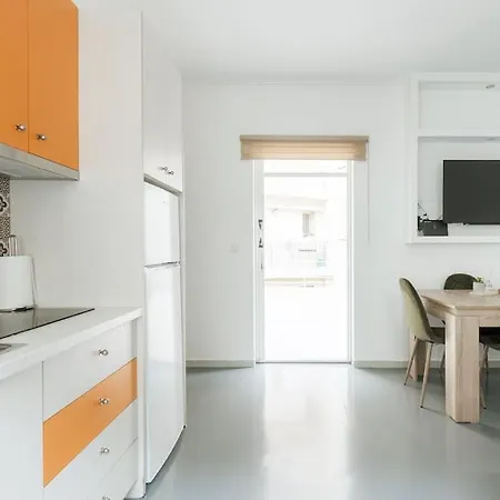 Spacious Featuring A Private Terrace Apartment Athens