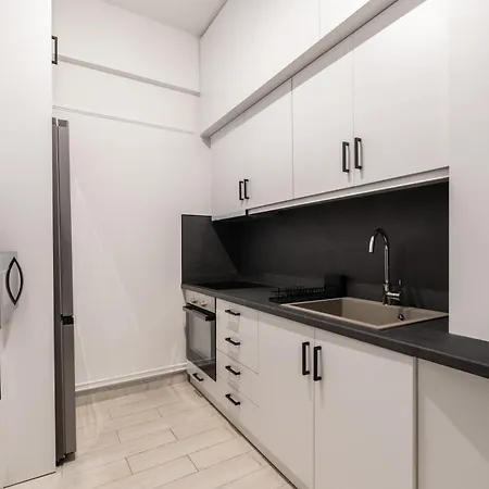 Yestayhomes Three Bedroom Sina *