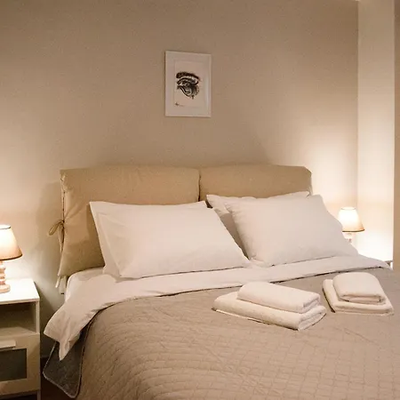 Spacious Modern In Pagkrati Apartment