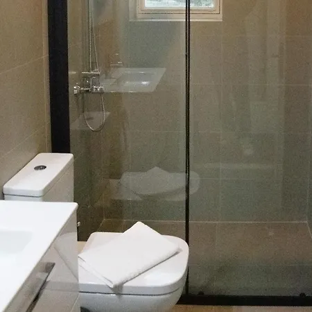 Apartment Spacious Modern In Pagkrati *