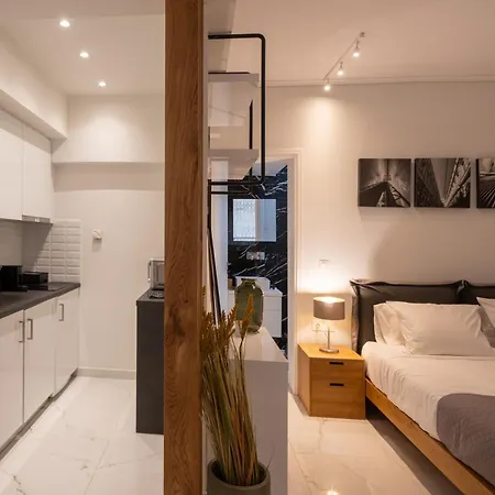 Apartment *kolonaki Chic* Minimalist In