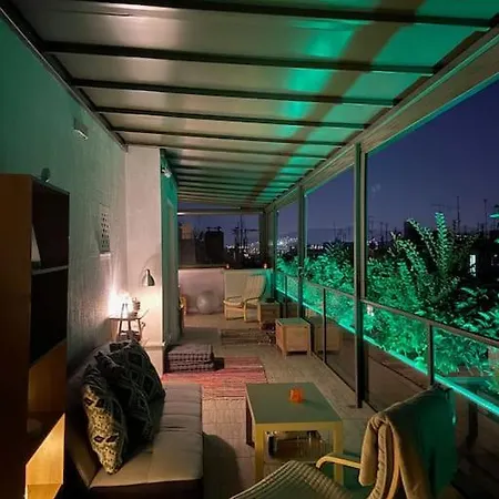 Appartement Modern Bright Cozy Top-floor & Terrace.