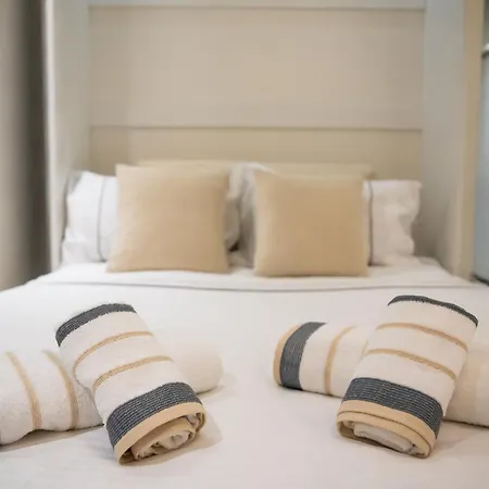 Apartment Centre Luxury Close To Metro And Hospitals *