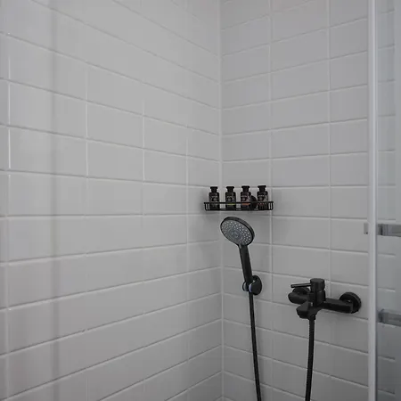 Stunning-classical 2bd Penthouse *