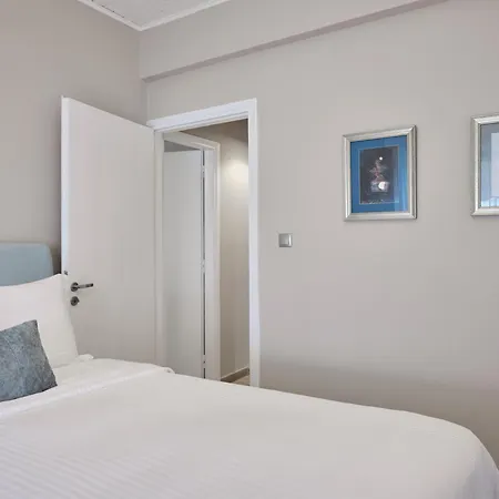 Stunning-classical 2bd Penthouse Apartment Athens