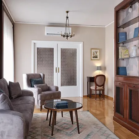 Apartment Stunning-classical 2bd Penthouse