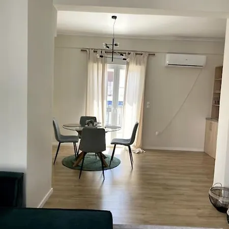 Luxury Penthouse In Pagrati * Atenas