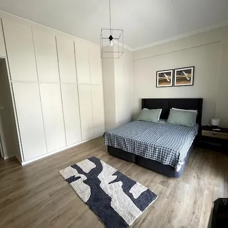 Luxury Penthouse In Pagrati *