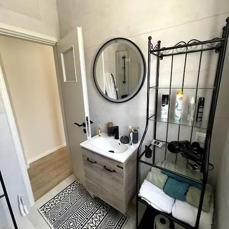 Luxury Penthouse In Pagrati *