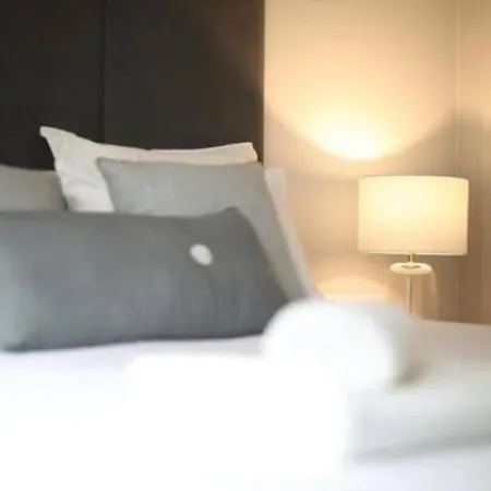 Legeo-luxurious Athenian Athens