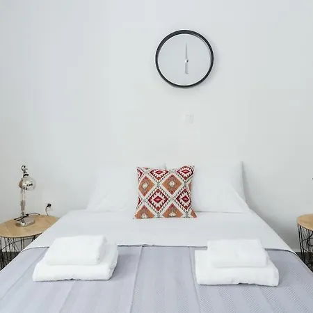 A Place 4 U No18 * Athens