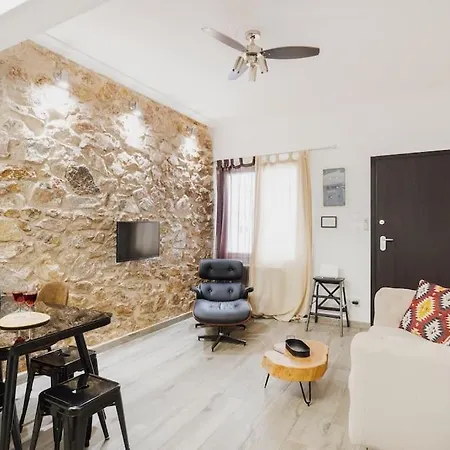 A Place 4 U No18 * Athens