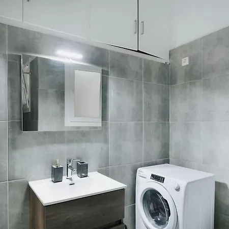 A Place 4 U No18 Apartment *