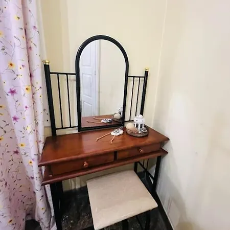 Apartment Old Mansion In Center Of Athen