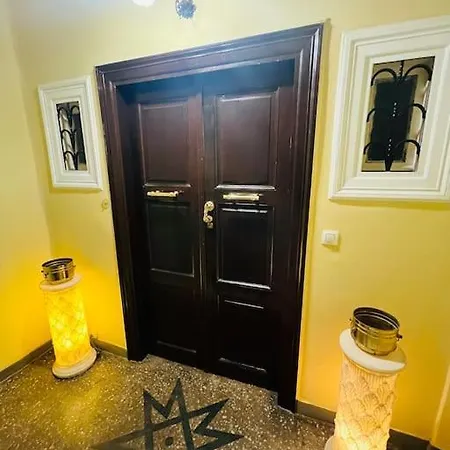 Old Mansion In Center Of * Athen