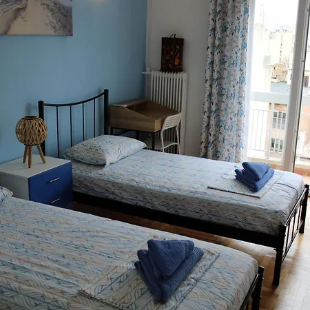 Κάμπινγκ Mona Hause *