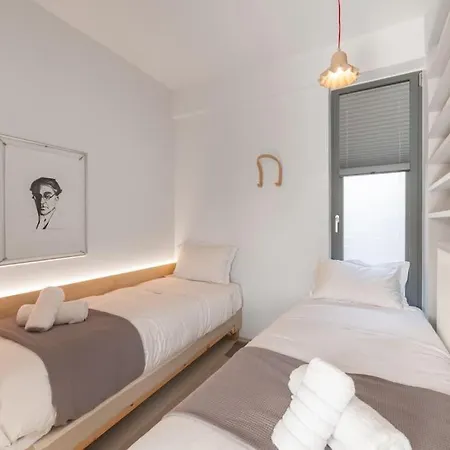 The Hostmaster Lighthouse Aura Apartment Athens
