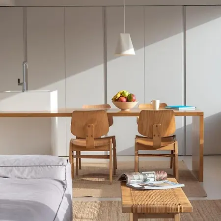 Apartment The Hostmaster Lighthouse Aura