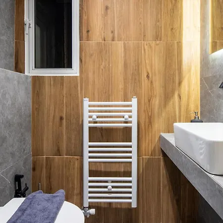 Mystique 2-bedroom In Apartment Athens