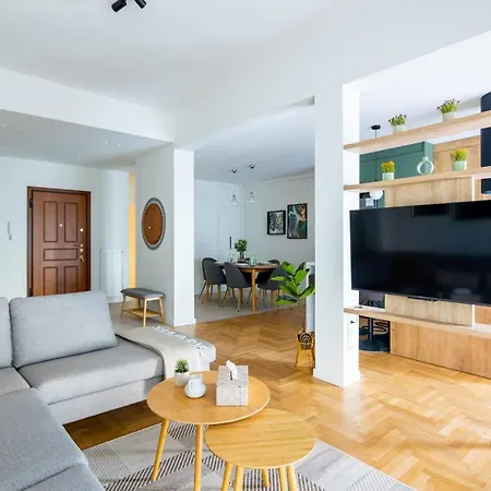 Apartment Mystique 2-bedroom In *