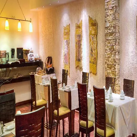 Hotel Nicola 2*