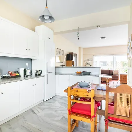 Akropolis View Flat Near Koukaki And Plaka Apartment