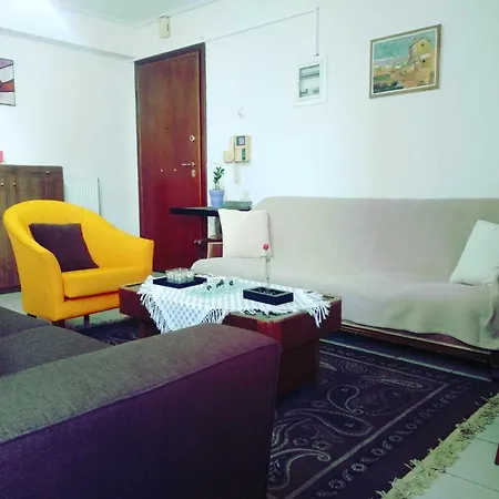 Betty's Sunny Apartment-athens Apartment