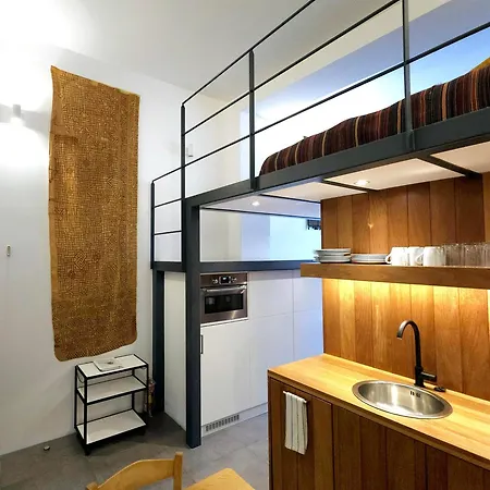 Stijlvolle Loft Met Patio In De Acropolis Buurt Αθήνα