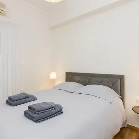 Spacious Luxury Apt In City Center Tan Apartment Athens