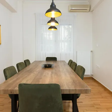Spacious Luxury Apt In City Center Tan Appartement