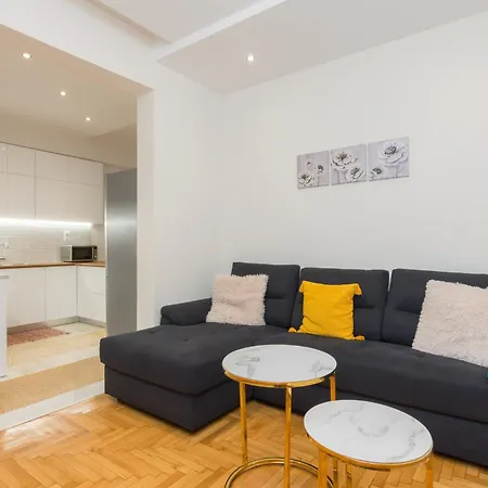 Spacious Luxury Apt In City Center Tan Apartment Athens